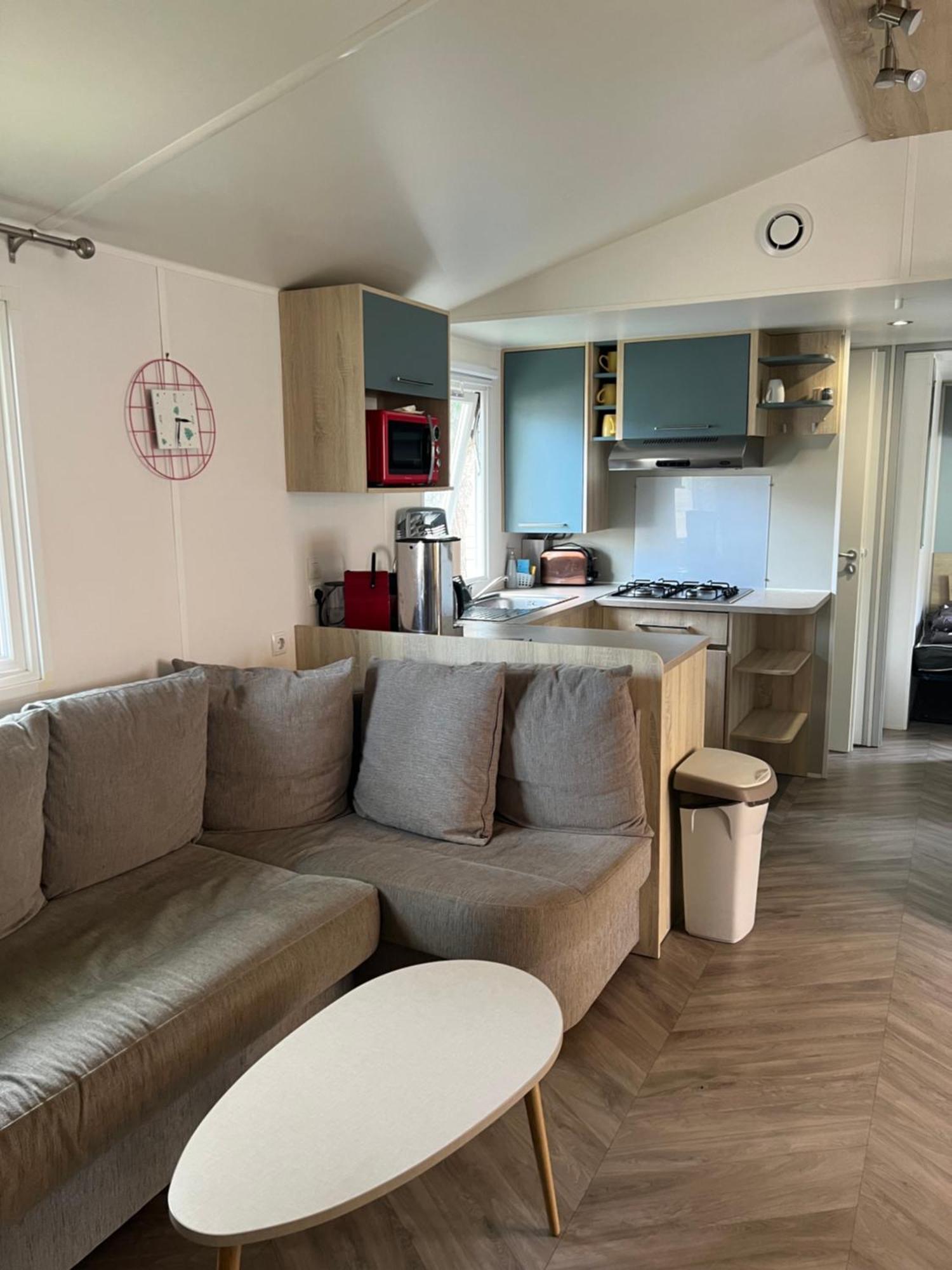 Mobilhome La Carabasse Vias Plage Exterior photo